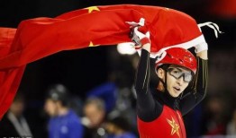 武大靖爆料真假对比视频