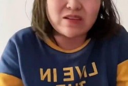 吃瓜的搞笑网红是谁,揭秘吃瓜网红的搞笑魅力