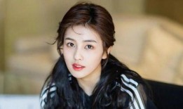 娱乐大爆料杨紫素材视频,娱乐大爆料引网友热议