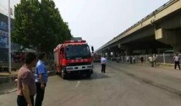 郑州爆料火灾视频最新,火势猛烈，救援行动紧张进行