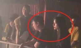 红衣哥莒南网红吃瓜,揭秘网络红人的幕后生活