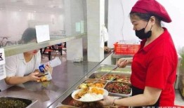 爆料天津市配餐小哥视频,外卖小哥的日常温情瞬间