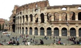 在线观看罗马的房子,在线探索古都瑰宝，感受传统民居魅力