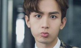 圈内人爆料成毅的恋情是谁,神秘女主角身份引热议