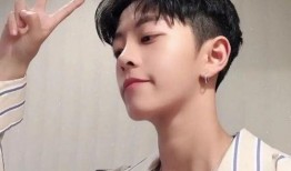 超帅网红吃瓜图片头像男,超帅男生头像背后的故事